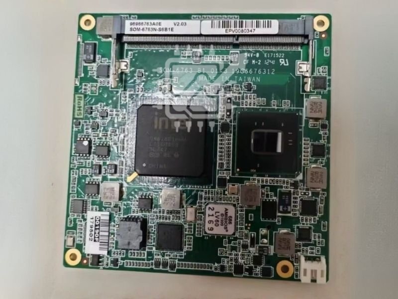 Advantech SOM Serisi