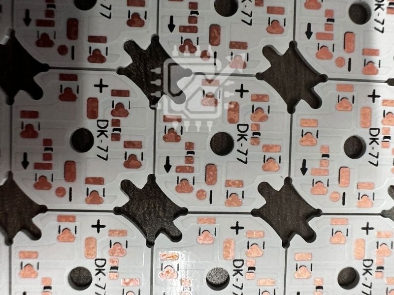 Özel Beyaz Maske Kaplamalı PCB